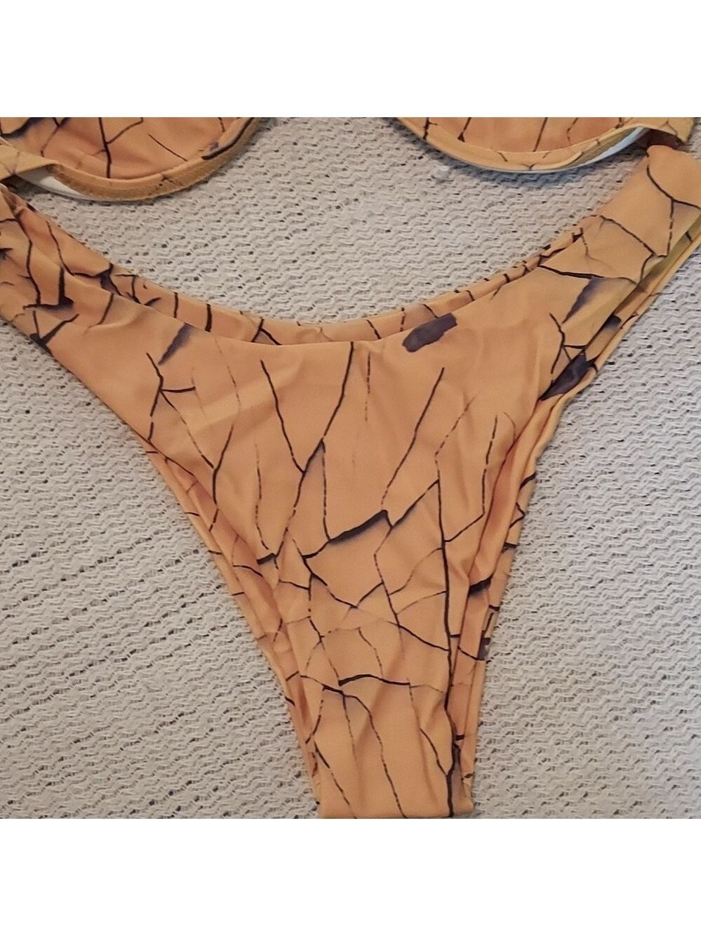 Matte Collection Bali Bikini - Picture 5 of 16